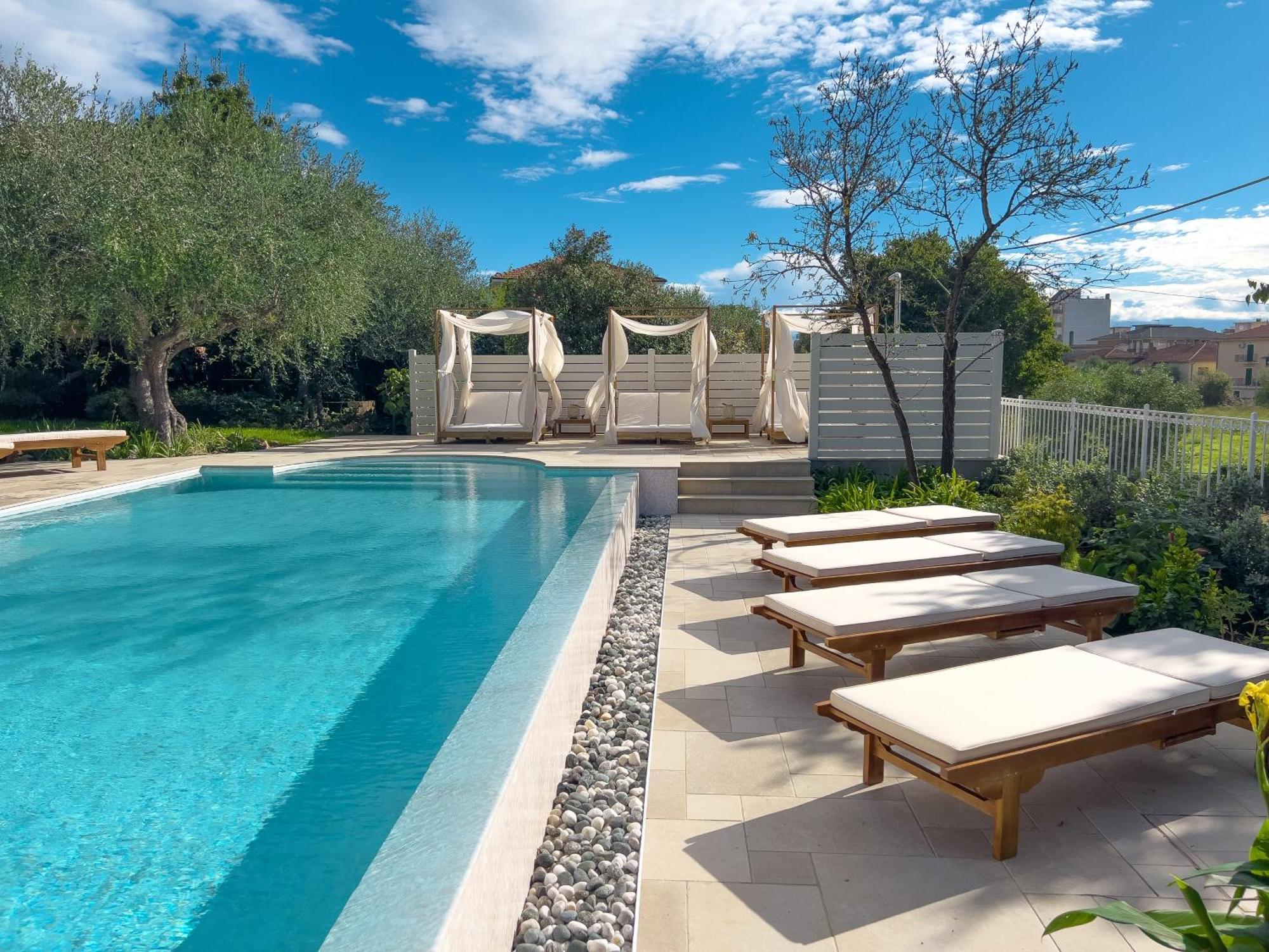 Villa La Rodina ดิอาโนมารีนา ภายนอก รูปภาพ